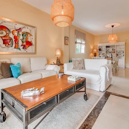 Golf Apartment